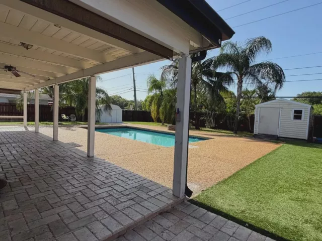4-bedroom home for rent in Pompano Beach - 630 NE 23RD Court - MondialRealty