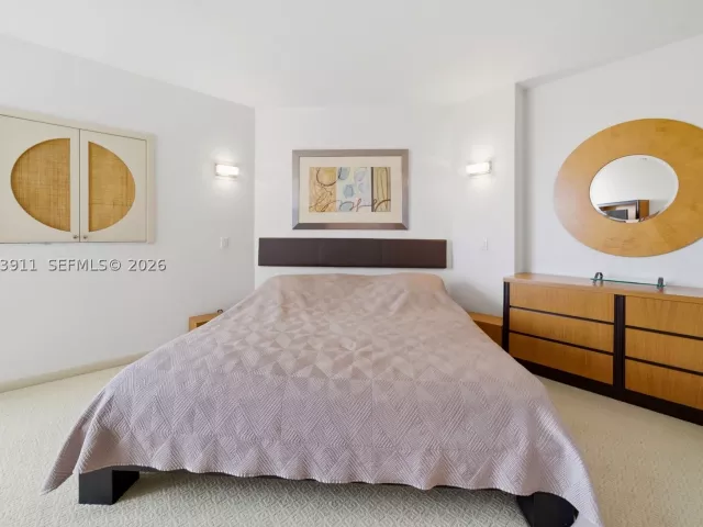 2-bedroom condo for rent in Aventura - 3610 Yacht Club Dr 1115 - MondialRealty