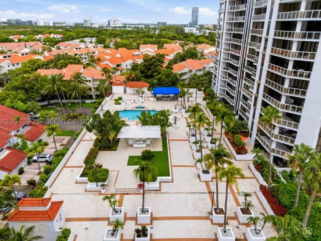 2-bedroom condo for rent in Aventura - 3610 Yacht Club Dr 1115 - MondialRealty