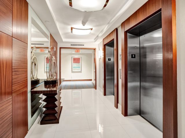2-bedroom condo for sale in Fort Lauderdale - 2831 N Ocean Boulevard 1108 N - MondialRealty