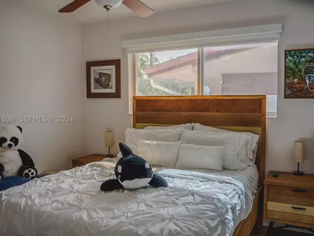 3-bedroom home for sale in Fort Lauderdale - 1640 NE 59th Pl - MondialRealty