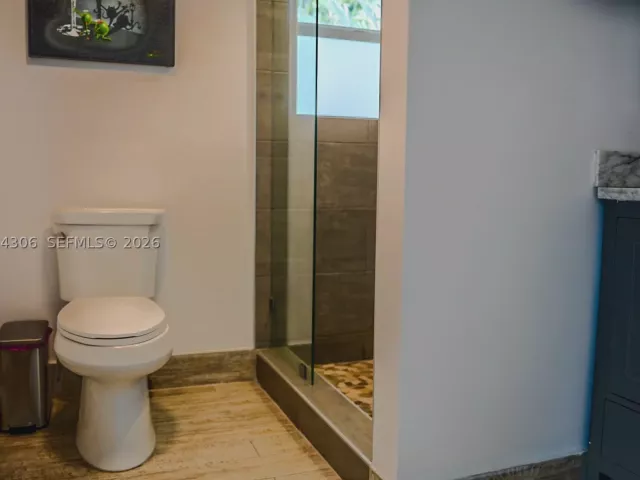 3-bedroom home for sale in Fort Lauderdale - 1640 NE 59th Pl - MondialRealty