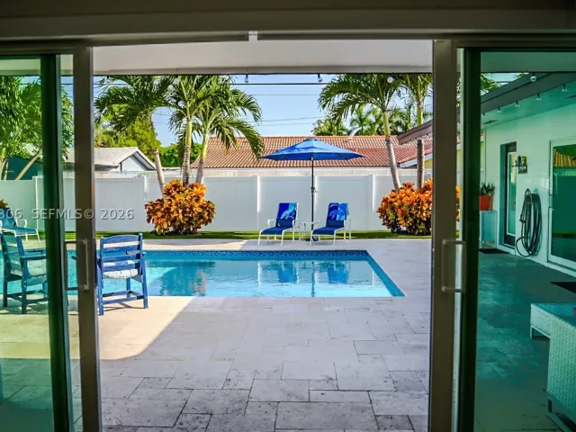 3-bedroom home for sale in Fort Lauderdale - 1640 NE 59th Pl - MondialRealty