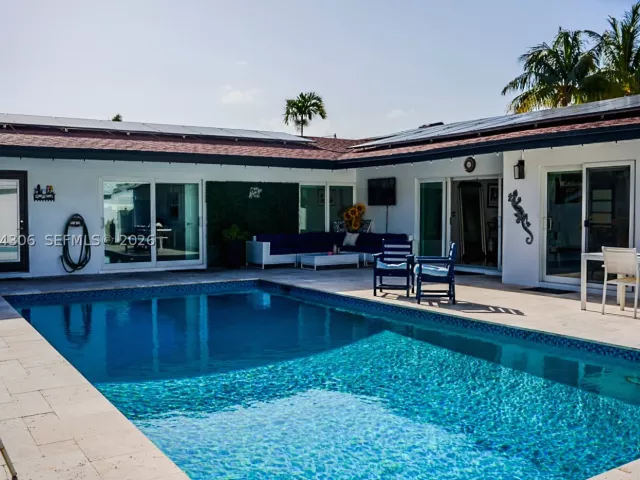 3-bedroom home for sale in Fort Lauderdale - 1640 NE 59th Pl - MondialRealty