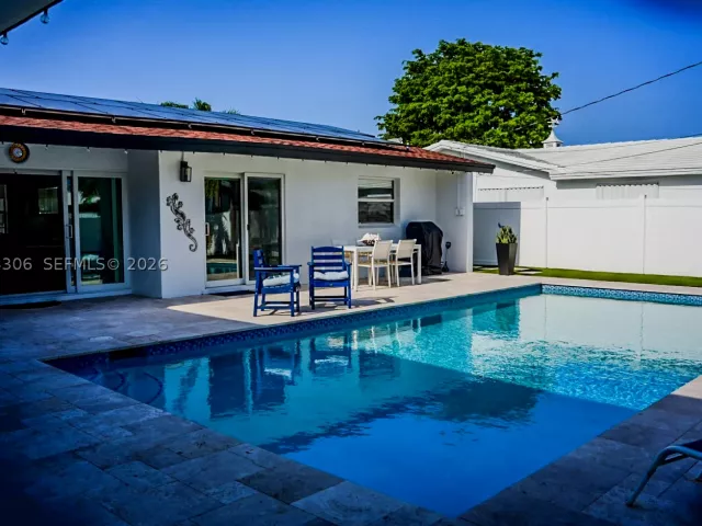 3-bedroom home for sale in Fort Lauderdale - 1640 NE 59th Pl - MondialRealty