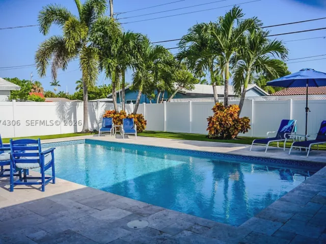 3-bedroom home for sale in Fort Lauderdale - 1640 NE 59th Pl - MondialRealty