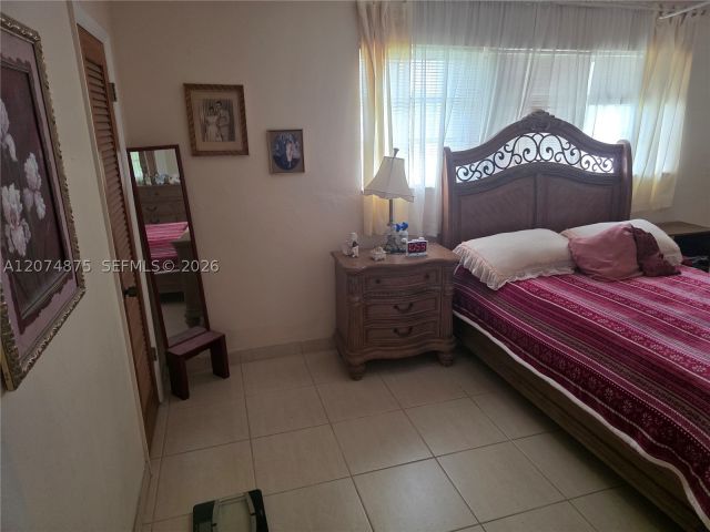 3-bedroom home for sale in Homestead - 15905 SW 280th St - MondialRealty