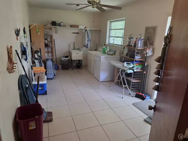 3-bedroom home for sale in Homestead - 15905 SW 280th St - MondialRealty