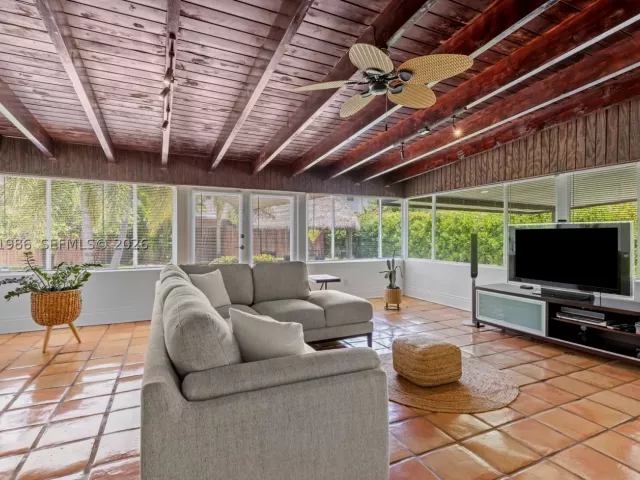 3-bedroom home for sale in Miami - 2831 SW 21st Ter - MondialRealty