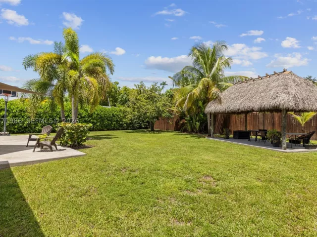 3-bedroom home for sale in Miami - 2831 SW 21st Ter - MondialRealty