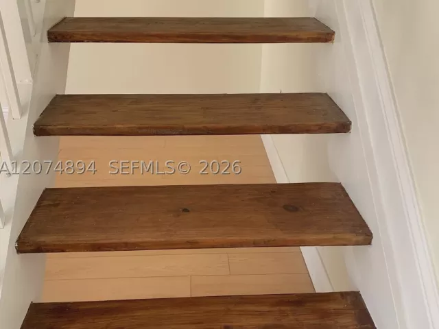3-bedroom home for rent in Doral - 4447 NW 98th Ave - MondialRealty