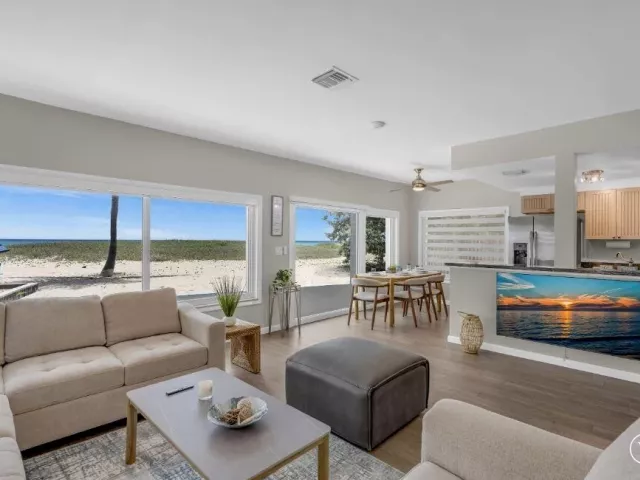 2-bedroom home for rent in Pompano Beach - 600 N OCEAN Boulevard 1A - MondialRealty