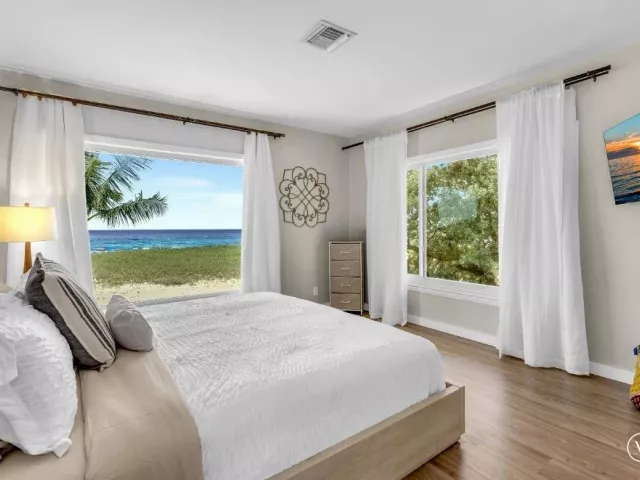 2-bedroom home for rent in Pompano Beach - 600 N OCEAN Boulevard 1A - MondialRealty