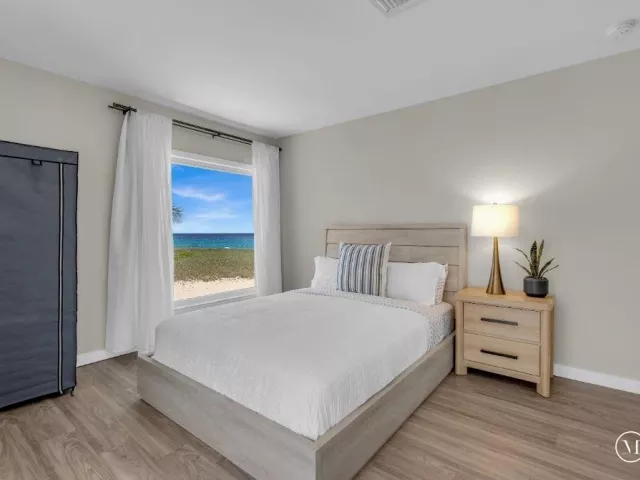 2-bedroom home for rent in Pompano Beach - 600 N OCEAN Boulevard 1A - MondialRealty
