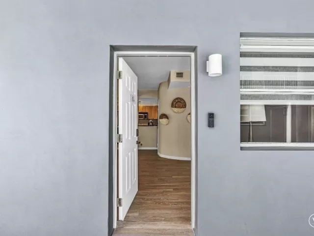 2-bedroom home for rent in Pompano Beach - 600 N OCEAN Boulevard 1A - MondialRealty