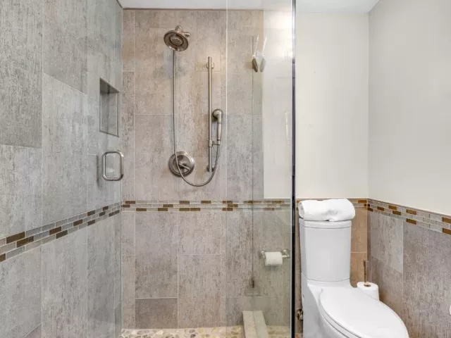 2-bedroom home for rent in Pompano Beach - 600 N OCEAN Boulevard 1A - MondialRealty