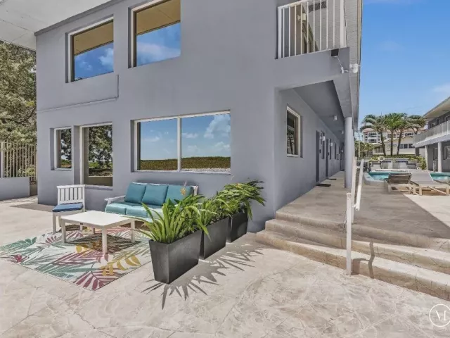 2-bedroom home for rent in Pompano Beach - 600 N OCEAN Boulevard 1A - MondialRealty