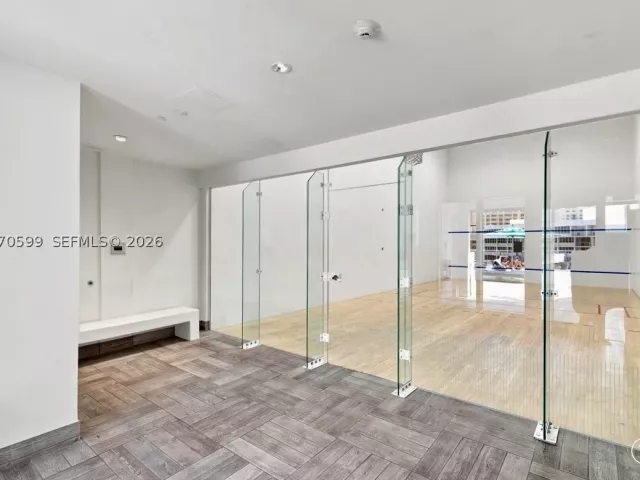 2-bedroom condo for sale in Hollywood - 4010 S Ocean Dr T3909 - MondialRealty