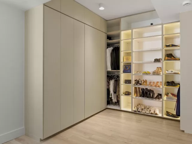 3-bedroom condo for sale in Hallandale Beach - 1865 S Ocean Drive 21c - MondialRealty