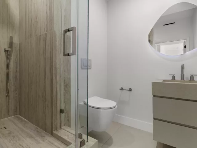 3-bedroom condo for sale in Hallandale Beach - 1865 S Ocean Drive 21c - MondialRealty