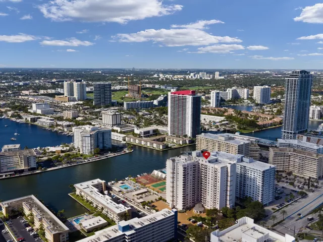 3-bedroom condo for sale in Hallandale Beach - 1865 S Ocean Drive 21c - MondialRealty