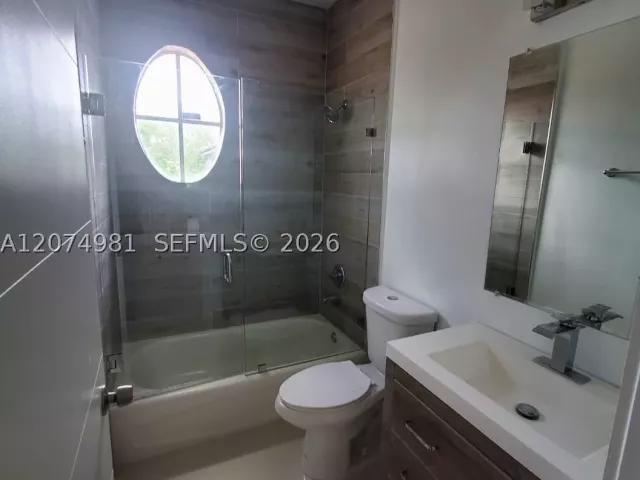 3-bedroom home for rent in Miami - 13995 SW 154th St 1 - MondialRealty