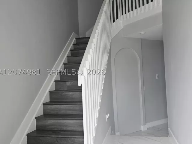3-bedroom home for rent in Miami - 13995 SW 154th St 1 - MondialRealty