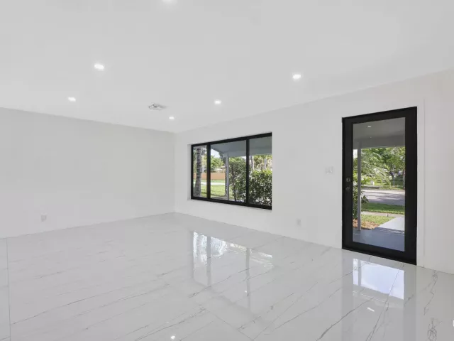2-bedroom home for sale in Hollywood - 3030 ARTHUR Street - MondialRealty