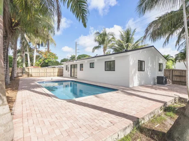 2-bedroom home for sale in Hollywood - 3030 ARTHUR Street - MondialRealty