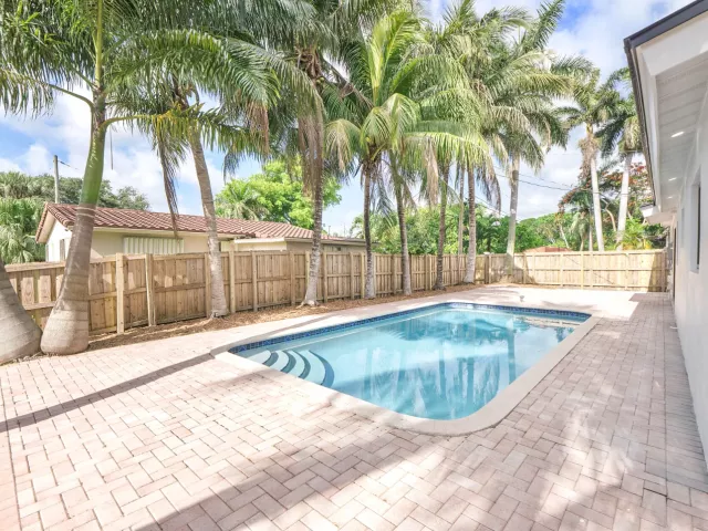 2-bedroom home for sale in Hollywood - 3030 ARTHUR Street - MondialRealty