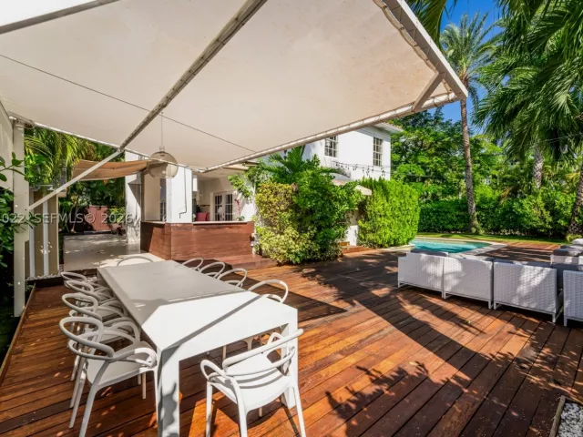 5-bedroom home for sale in Miami Beach - 140 N Hibiscus Dr - MondialRealty