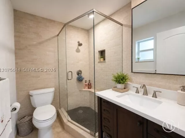 3-bedroom home for rent in Fort Lauderdale - 1720 SW 4th St 1720 - MondialRealty