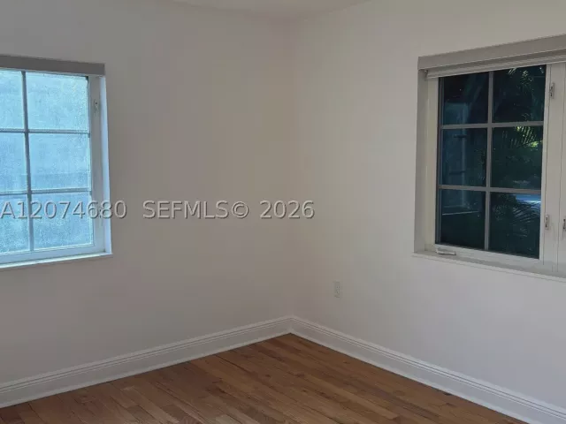 2-bedroom home for rent in Coral Gables - 447 Blue Rd - MondialRealty