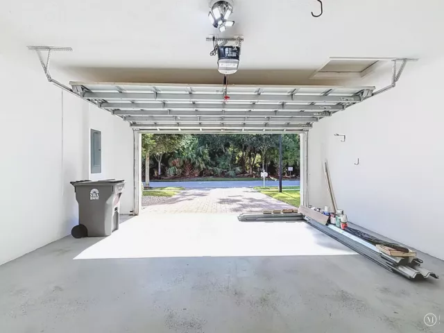 4-bedroom home for rent in West Palm Beach - 57 ATWELL Drive - MondialRealty