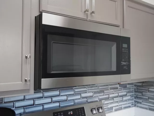 3-bedroom home for sale in West Palm Beach - 5805 BOSQUE Lane - MondialRealty