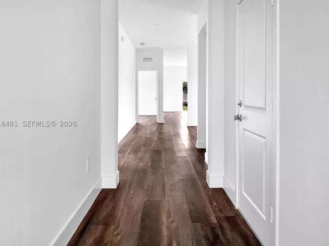 4-bedroom home for rent in Miami - 24062 SW 116th Ct - MondialRealty