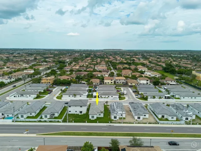 4-bedroom home for rent in Miami - 24062 SW 116th Ct - MondialRealty