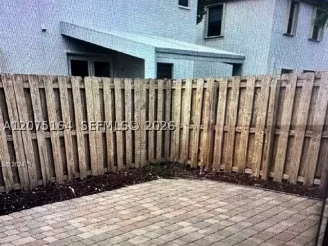 3-bedroom home for rent in Doral - 11281 NW 88th St - MondialRealty