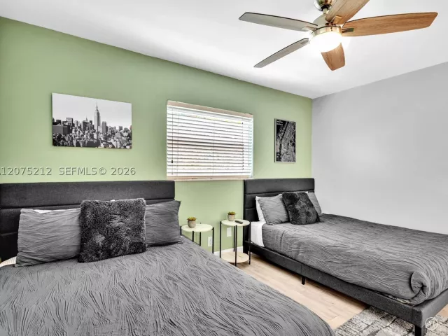 5-bedroom home for rent in Hallandale Beach - 413 Tamarind Dr - MondialRealty