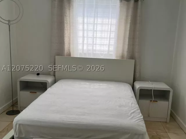 3-bedroom home for rent in Hallandale Beach -  - MondialRealty
