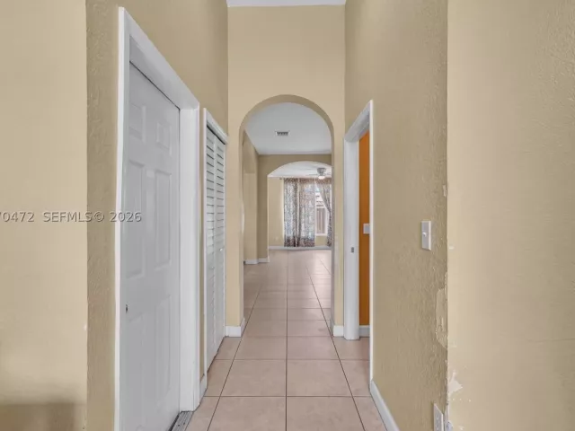 4-bedroom home for sale in Homestead - 13631 SW 256th St - MondialRealty