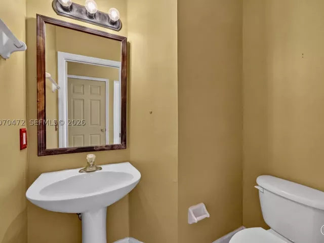 4-bedroom home for sale in Homestead - 13631 SW 256th St - MondialRealty