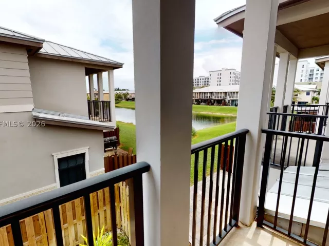 3-bedroom home for rent in Doral - 10428 NW 61st St - MondialRealty