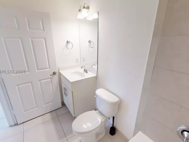 3-bedroom home for rent in Doral - 10428 NW 61st St - MondialRealty