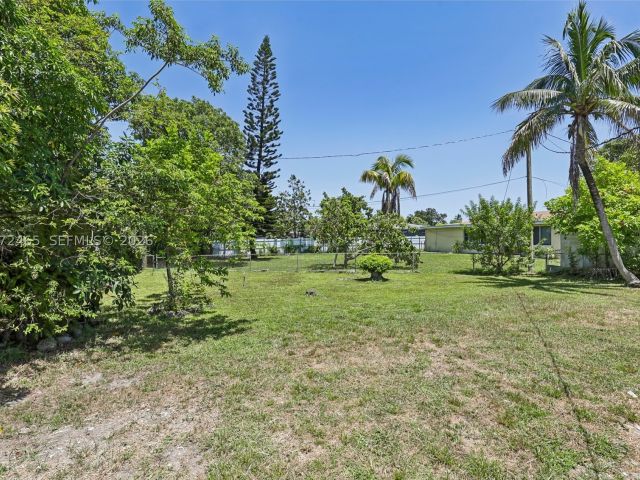 3-bedroom home for sale in Miami Gardens - 521 NW 189th Ter - MondialRealty