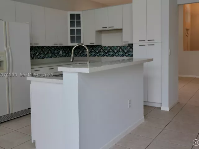 3-bedroom home for rent in Pembroke Pines - 15726 NW 16th Ct 15726 - MondialRealty