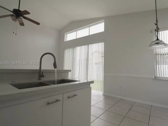 3-bedroom home for rent in Pembroke Pines - 15726 NW 16th Ct 15726 - MondialRealty