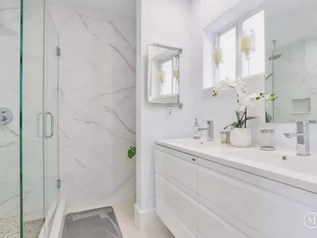 3-bedroom home for sale in Fort Lauderdale - 1631 Poinsettia Drive - MondialRealty