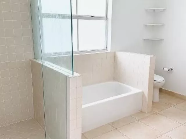 3-bedroom home for rent in Fort Lauderdale - 620 NE 7TH Avenue 620 - MondialRealty