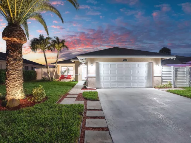 3-bedroom home for sale in Deerfield Beach - 533 NE 1st Avenue - MondialRealty